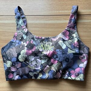 Nike Floral Sportsbra